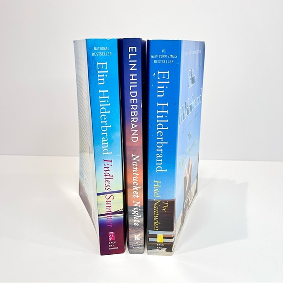 Bundle - Elin Hilderbrand Book Bundle (Paperback) - Picture 3 of 8